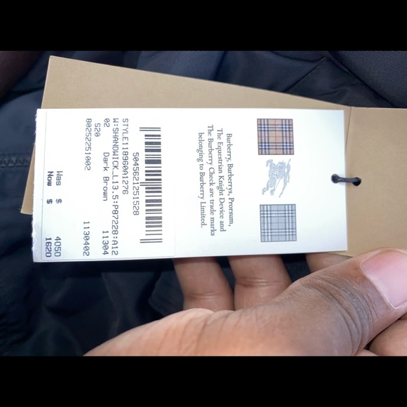 Burberry shandwick leather flight jacket. - Picture 7 of 13